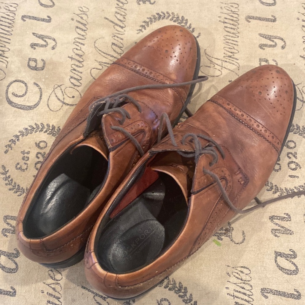 Mens brown dress shoes